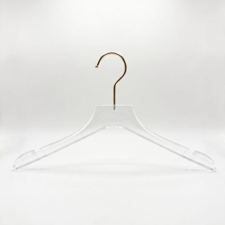 T30 clear plastic wide shoulder hanger with 3.0 cm shoulders